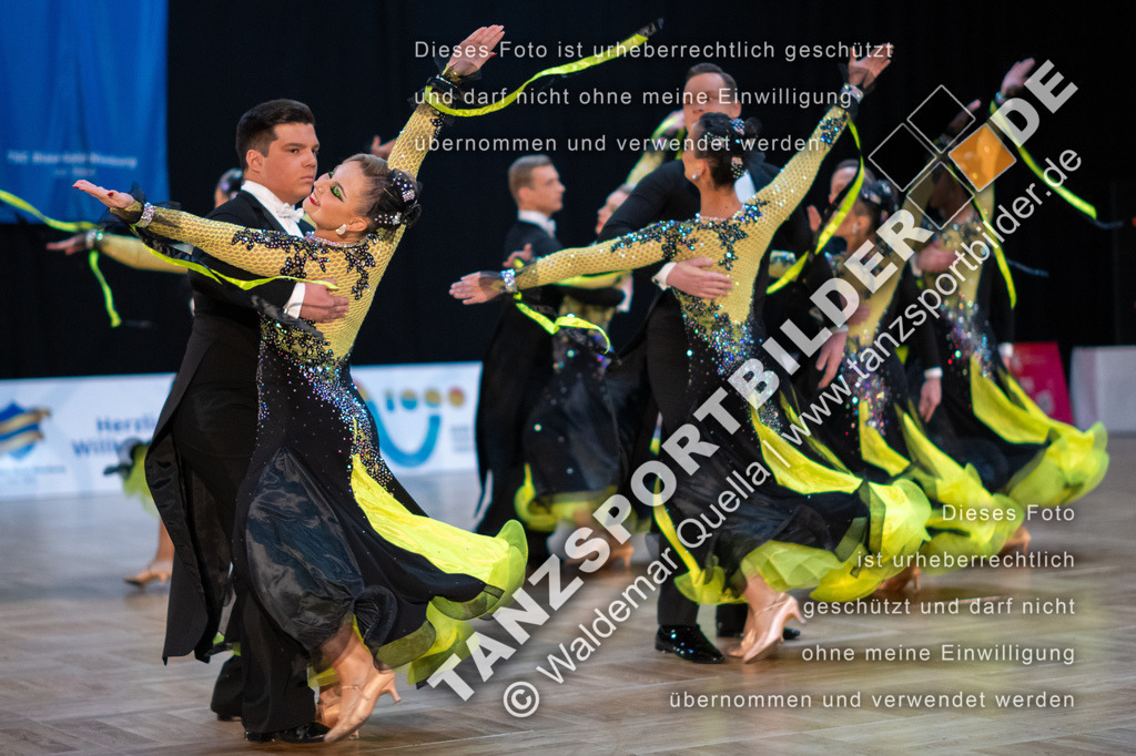 20250118-10193 | Hier finden Sie Tanz Bilder vom Latein und Standard Formationen tanzen. Sportbilder vom Tanzsport. Schöne Fotos und von Weltmeisterschaft, Europameisterschaft, Bundesliga, Regionalliga, Oberliga und Landesliga sowie von GOC Stuttgart, DanceComp, WM Bremen