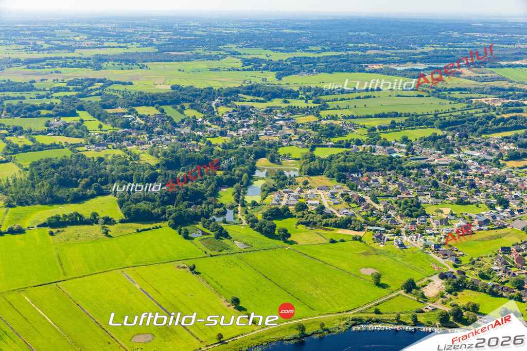 Pahlhude Pahlen Bild- Das Luftbild wurde 2025 vom UL-Flugzeug heraus erstellt ( keine Drohne bzw. Drohnenaufnahme ) - Hochauflösende Luftaufnahme -Nicht vergleichbar mit Google Maps oder Satelittenbilder- Die Geschenkidee !Mit Lizenz und Bildrechte bestellbar - CC