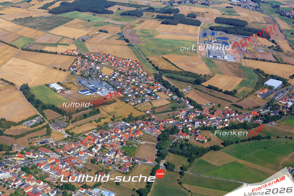 Die Luftaufnahme der Stadt Schlüsselfeld wurde vom UL-Flugzeug heraus erstellt ( keine Drohne )- hohe Auflösung für beste Qualität