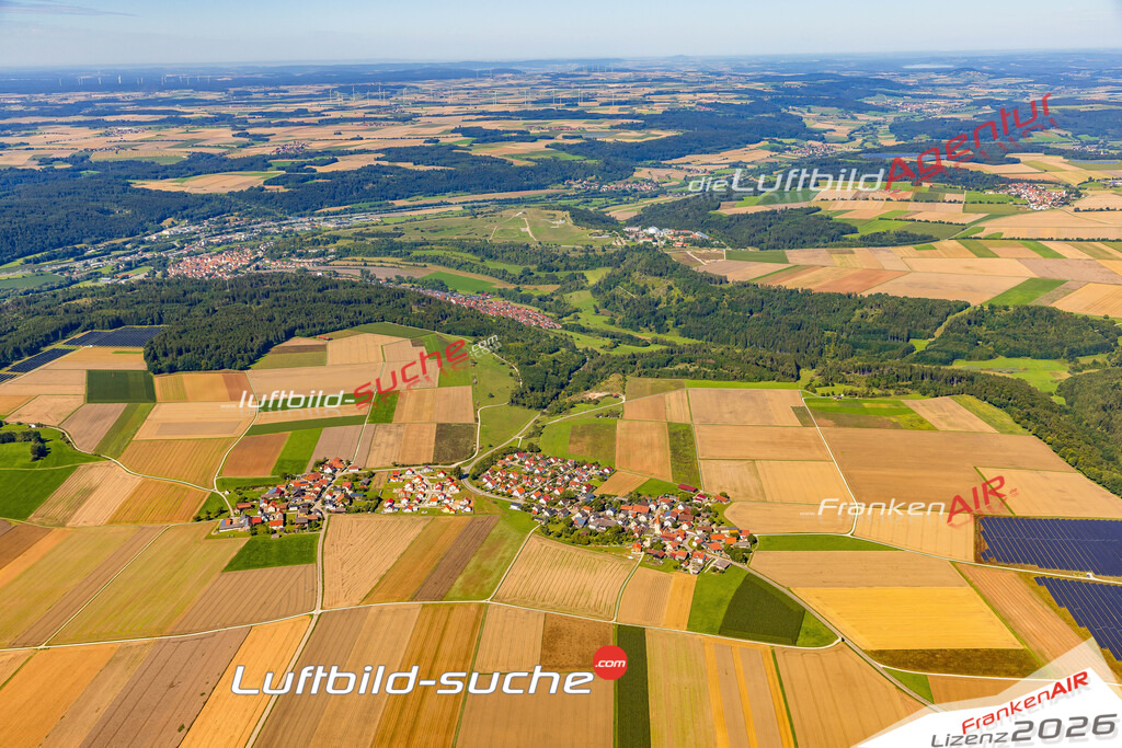 Schöne Luftaufnahme als Geschenk in Landerzhofen Greding - Die Luftbildaufnahme wurde 2025 vom UL-Flugzeug heraus erstellt ( keine Drohne ) - Hochauflösende Luftaufnahme -Nicht vergleichbar mit Google Maps oder Satelittenbilder- Die Geschenkidee !Mit Lizenz und Bildrechte bestellbar
