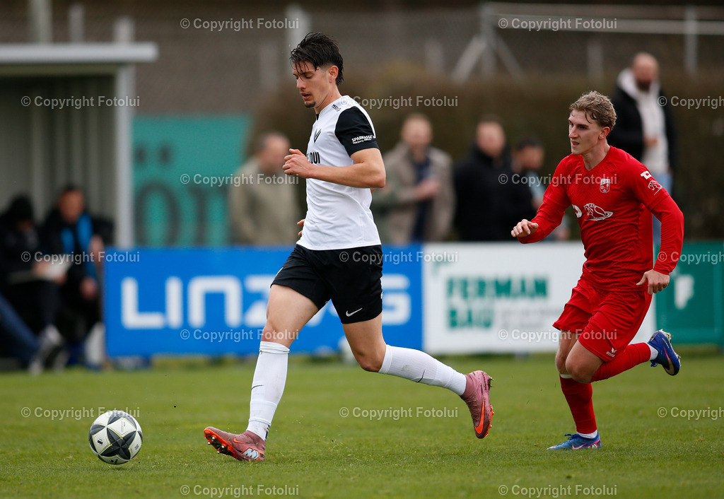 A_LUI_040426_09 | SPORT,FUSSBALL, REGIONALLIGA MITTE ,ASKOE OEDT-ASK VOITSBERG 04.04.2026 IM BILD: ALEXANDER MAYER (OEDT) UND ANDREJ STEVANOVIC (VOITSBERG) FOTO:FOTOLUI