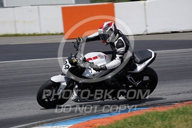 2022_07_01_PBK_12814 | Sportfotografie; SlowMotion; Video; Rennstrecke; Hafeneger; Speer; Racing; RSE; BMW; CBO; Trackday; Motorsportarena; Hockenheimring; Brno; Most; Barcelona; Valencia