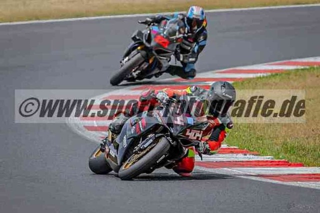 pubi6774 | Professionelle Fotos von Sportveranstaltungen, aber auch Hochzeiten und anderen Events. - Realisiert mit Pictrs.com