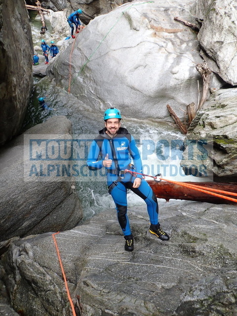 P9140062 | Bestelle die Bilder deines Berg- oder Wasser-Abenteuers mit Mountain Sports bequem von zu Hause aus direkt über unseren Online Fotoshop von pictrs.com. - Realisiert mit Pictrs.com