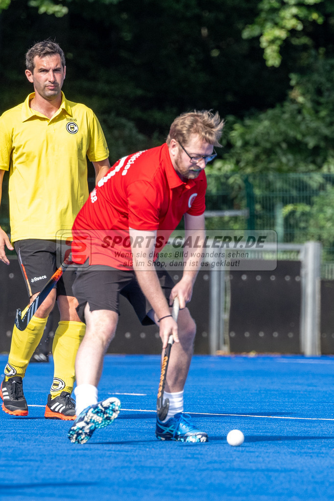 SFE_20240817_0086 | Krefeld, Deutschland, 17.08.2024:  European Cup for Recreational Hockey Players im KTHC Stadion Rot-Weiss Köln Tennis and Hockey Club am 17.08.2024 in Krefeld, Deutschland. (Foto von Stephan Fehrmann)Krefeld, Germany, 17.08.2024: European Cup for Recreational Hockey Players in KTHC Stadion Rot-Weiss Köln Tennis and Hockey Club at 17.08.2024 in Krefeld, Deutschland. (Foto from Stephan Fehrmann)