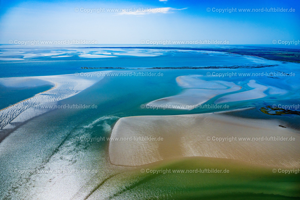 Sylt_List_Wattenmeer_ELS_8881130825 | LIST AUF SYLT 13.08.2025 Wattenmeer der Nordsee- Küste in List auf Sylt im Bundesland Schleswig-Holstein, Deutschland. // Wadden Sea of the North Sea coast in List on Sylt in the federal state of Schleswig-Holstein, Germany. Foto: Martin Elsen