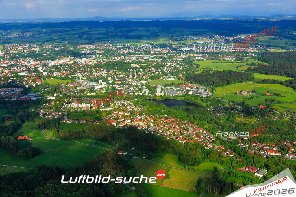 Die Luftaufnahme Rothkreuz - Kempten Allgäu wurde vom UL-Flugzeug (keine Drohne) aus fotografiert.Hohe Druck- Auflösung-die Geschenkidee!