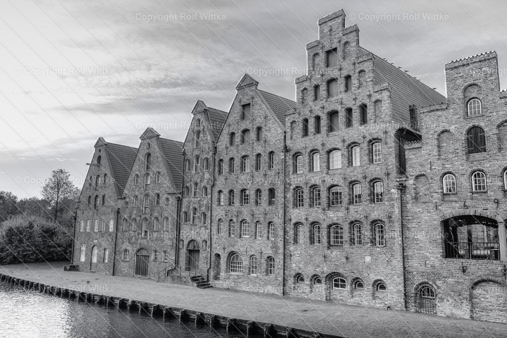 alte speicherhäuser | Rolf Wittke  - Realisiert mit Pictrs.com