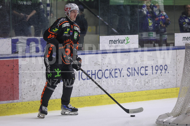 Moser Medical Graz 99ers vs EC iDM Wärmepumpen VSV – Ice Hockey    | Graz, Austria, 27.FEB.26 - ICE HOCKEY - ICE Hockey League, Graz 99ers vs Villacher SV. The image shows Anders Koch (99ers).     