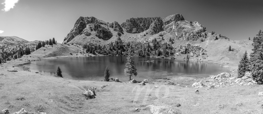 Seebergsee in the Bernese Alps | panoramic picture of Seebergsee in the Berner Oberland - Realisiert mit Pictrs.com