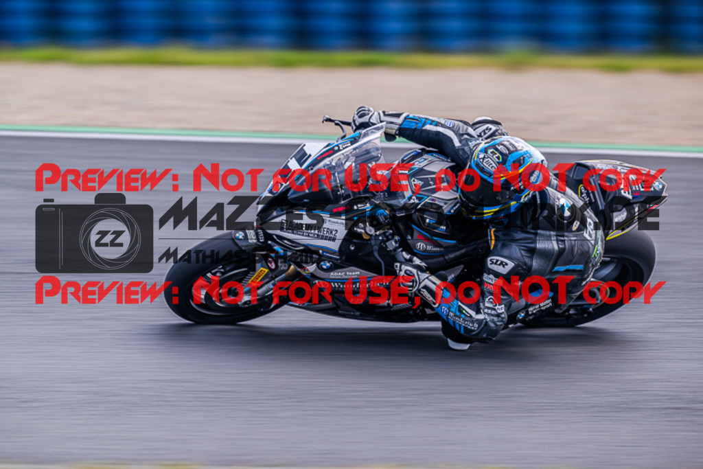 MaZZes_FotoMatrix_220520_3263 | Fotograf Mathias Schmid
Sportfotograf,
Eventfotograf,
Hochzeitsfotograf,
Portraitfotograf