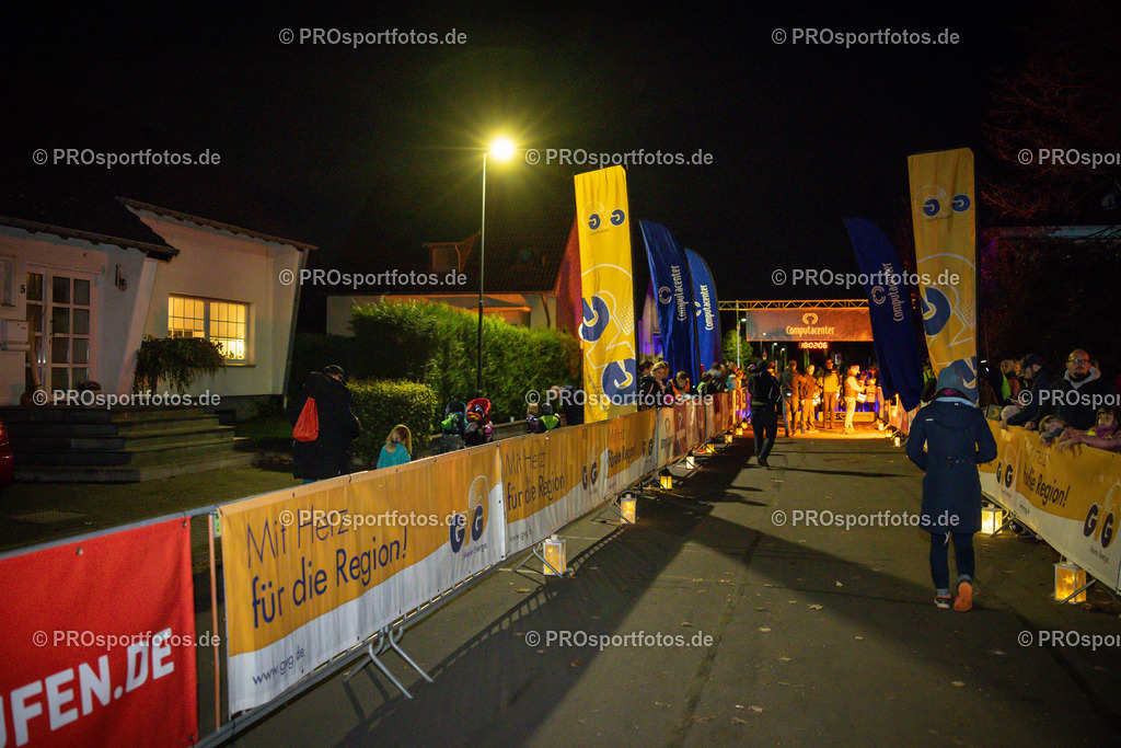 Computacenter Martinslauf Sindorf 2022 in Kerpen-Sindorf, 10.11.2022 | Impressionen vom Computacenter Martinslauf Sindorf 2022 am 10.11.2022 in Kerpen-Sindorf (Nordrhein-Westfalen).