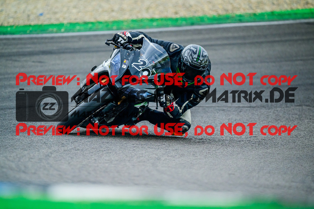 MaZZes_FotoMatrix_240614_6007705_5857 | WEISS