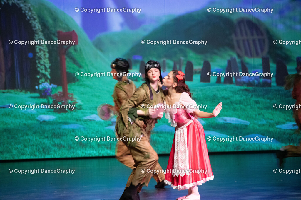 GPHY1924 | DanceGraphy - Realisiert mit Pictrs.com