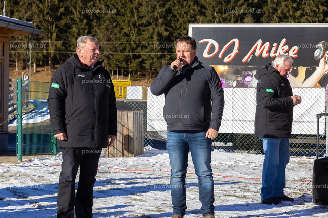 Staatsmeisterschaft im Eisstock Weitenbewerb | Bildershop von pixelworld.at - Realisiert mit Pictrs.com