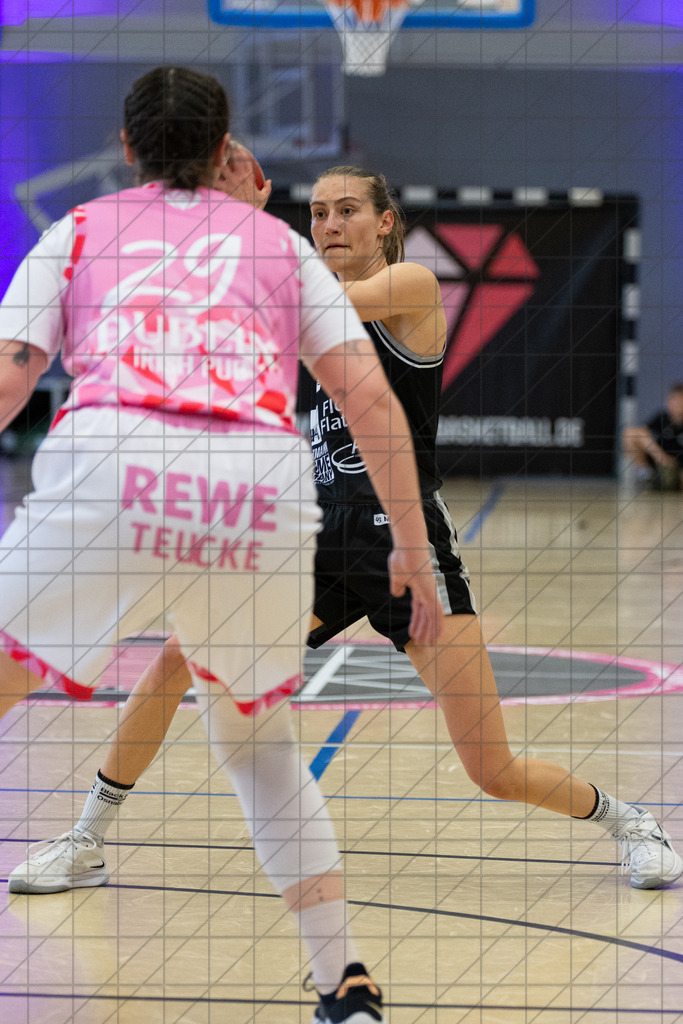 2. DBBL PlayOff 24/25 | 12.04.2025 | Dillingen Diamonds vs. BBC OS | 1/8-Finale, 2. Spiel  | 2. DBBL PlayOff 24/25 | 12.04.2025 | Dillingen Diamonds vs. BBC OS | 1/8-Finale, 2. Spiel  - - - - - CREDIT, www.bullenfotos.de, Martin König, Hörner Weg 40, D-49078 Osnabrück, +4917663732967, Nutzung und Weitergabe nur zu den vereinbarten Zwecken. Presseanfragen an Urheber. Alle Rechte beim Urheber. - - - - - - Realisiert mit Pictrs.com