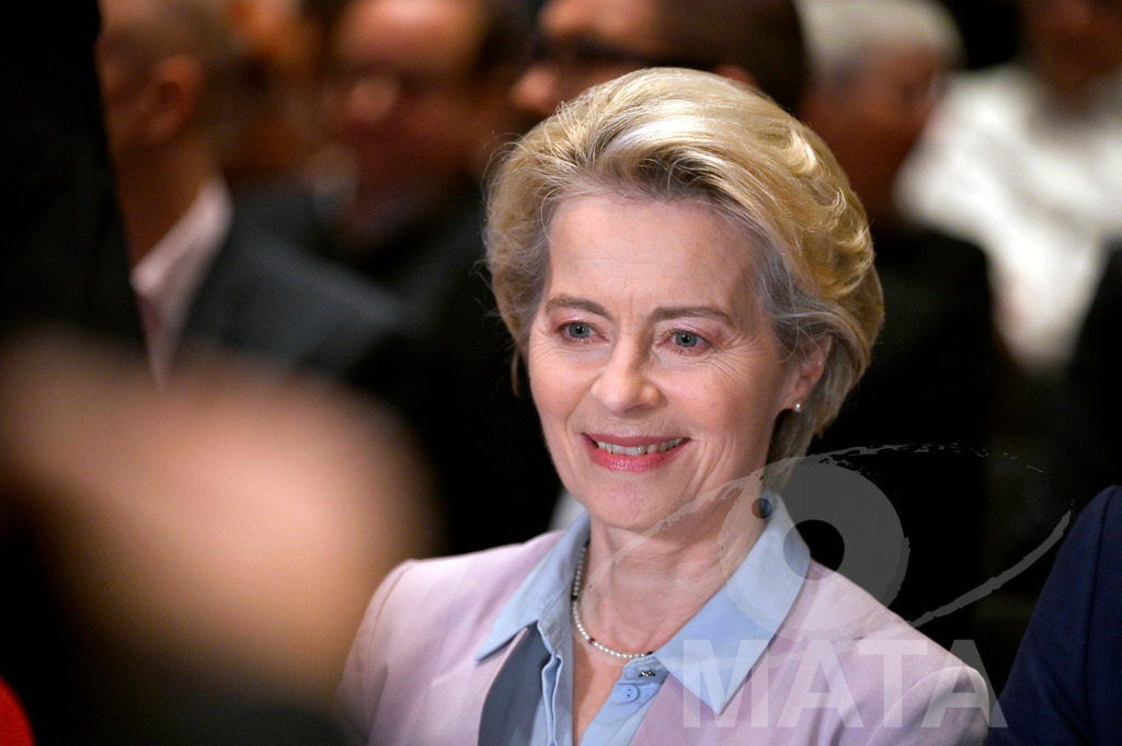 _DWI0379 | Politikerin Ursula von der Leyen beim CDU-NRW Neujahrsempfang in Düsseldorf. Düsseldorf, 28.01.2023 - Realisiert mit Pictrs.com
