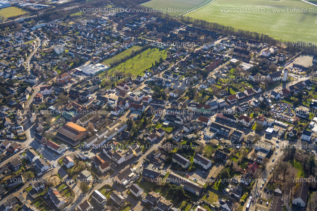 Unna230213257 | Luftbild, Wiese Freifläche am Massener Hellweg, Schillerschule und Sporthalle, Baustelle Kita neben der Schillerschule, Massen, Unna, Ruhrgebiet, Nordrhein-Westfalen, Deutschland