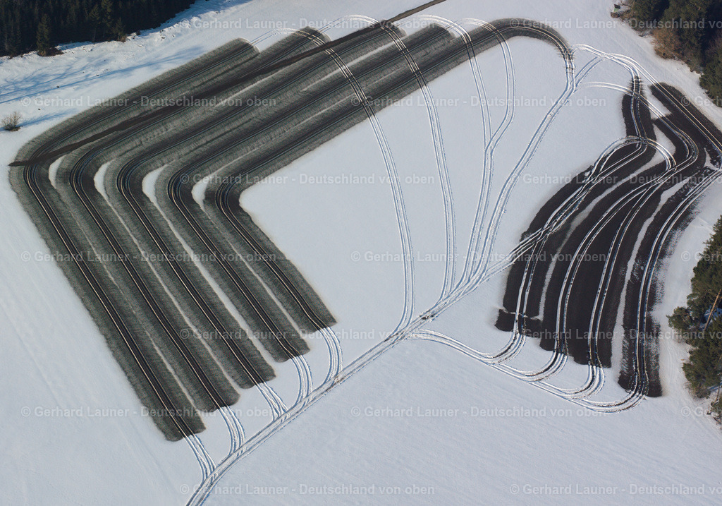 26B0219 | geodeltes Feld bei Würzburg