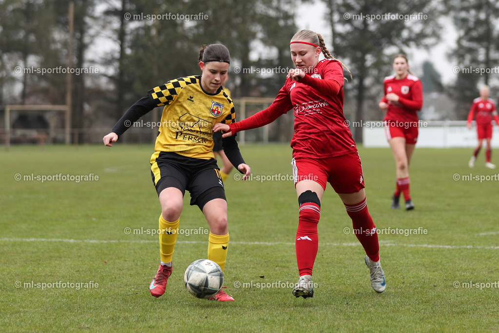 Fußball I Frauen I Saison 2025/2026 I Oberliga Schleswig-Holstein I 14. Spieltag I SV Frisia 03 Risum-Lindholm - SV Wahlstedt | ml-sportfotografie - Realisiert mit Pictrs.com