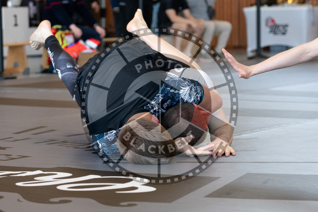 20250329PBB1143 | Fighters compete during the International Luta Livre (ILLCS) Germany IX Spring 2025 Competition spring on March 29, 2025 in Hannover, Germany.© Chiara Dazi