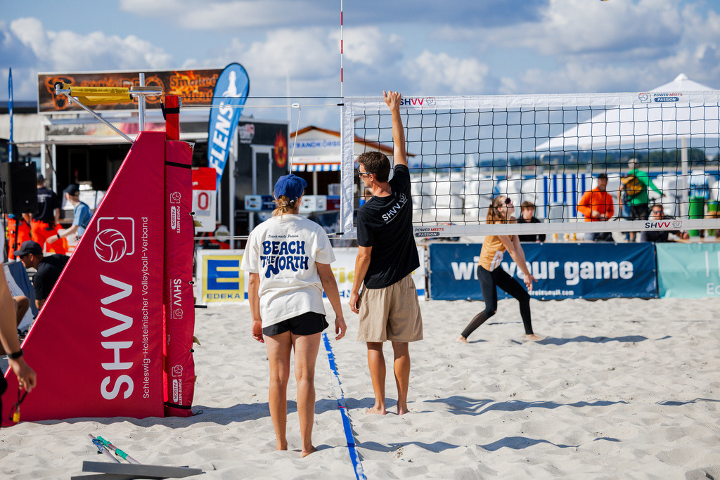 Beachvolleyball I Saison 2026 I Deutsche Meisterschaft U19 I 3. Tag | Jasper Lorenz Fotografie - Realisiert mit Pictrs.com