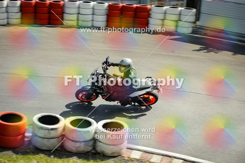 OBK_Mai_Volker_Adam-10645 | Hier findet Ihr Bilder von Touristenfahrten auf der Nürburgring Nordschleife oder von anderen Veranstaltungen die ich besucht habe. Viel Spass beim Durch Schauen 