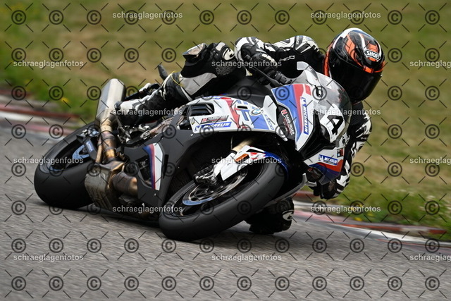 25bt02-0431 | markuskiefer.com - Realisiert mit Pictrs.com