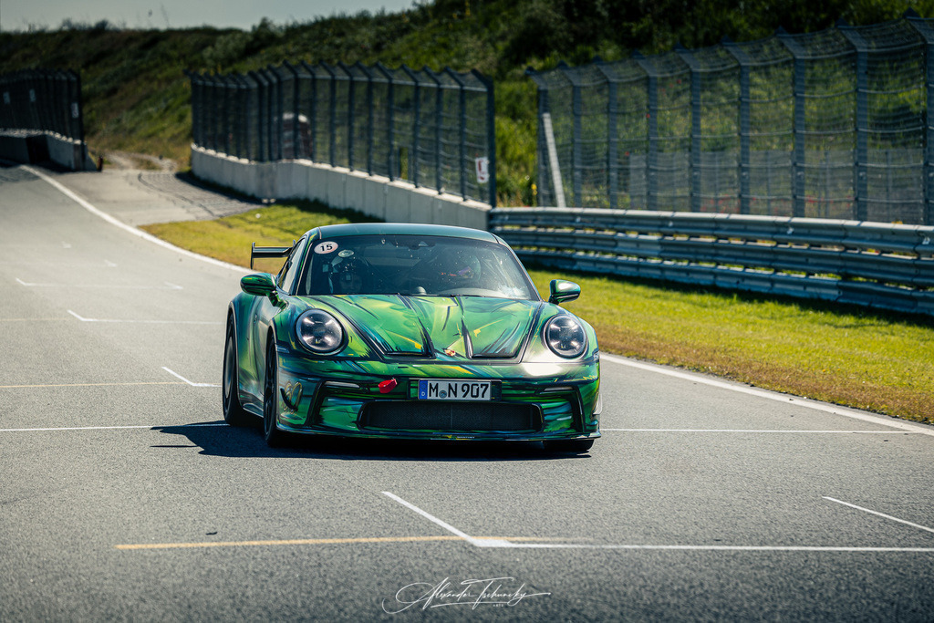 R6AT6048 _Alexander Tschuncky | Entdecken Sie die faszinierende Welt von Alexander Tschuncky Arts: Kreative Fotografie, atemberaubende Automobilkunst und hochwertiger Bilderdruck. Lassen Sie sich inspirieren! - Realisiert mit Pictrs.com