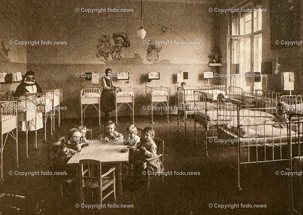 Klinikum Wels-Grieskirchen_ 13.11.2023-6 | 13.11.2023, Wels, AUT, Klinikum Wels-Grieskirchen, im Bild Zimmer fuer Kleinkinder - REPRO