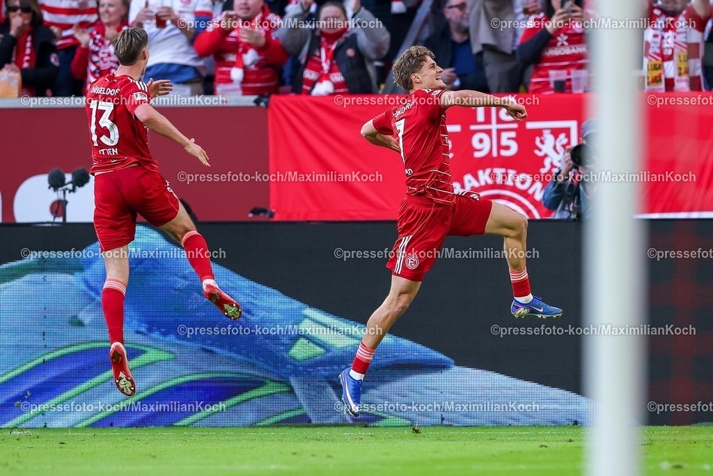 F9524042601051 | 24.04.2026, Fußball, Fortuna Düsseldorf - SC Dynamo Dresden, 2. Fußball Bundesliga, Herren, Merkur Spiel-Arena, 31. Spieltag, Saison 2025 2026: Torjubel nach dem Tor zum 3:0 durch Torschütze Luca Raimund&nbsp;(Fortuna Düsseldorf #07)  zusammen mit   DFB regulations prohibit any use of photographs as image sequences and or quasi-video.
