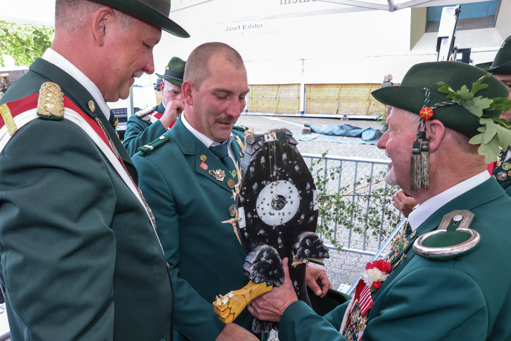 top-top.de 240601-142 | Foto, Video, Fotografie, Videografie, Fotobox, DJ, Discjockey, Musik, Musikbox, Veranstaltung, Photobooth, Amazon, Ebay, Buchtipp, Bestseller, Autor, Verlag, Buch, Wesel, Hamminkeln, NRW, Dinslaken, Rees, Drohne, Hochzeit, Party, Fotobox, Wesel, Fotograf