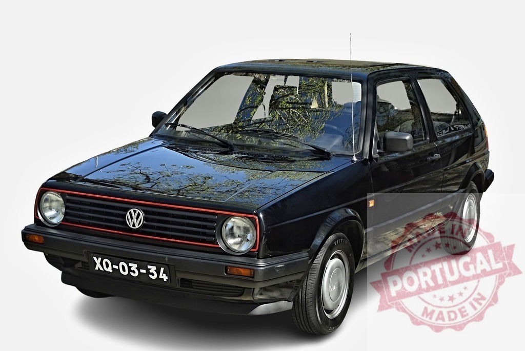 Black Volkswagen Golf GTI MK2 parking outdoor | Classic black Volkswagen Golf GTI MK2 parked outdoor, reflecting trees in the hood - Realized with Pictrs.com