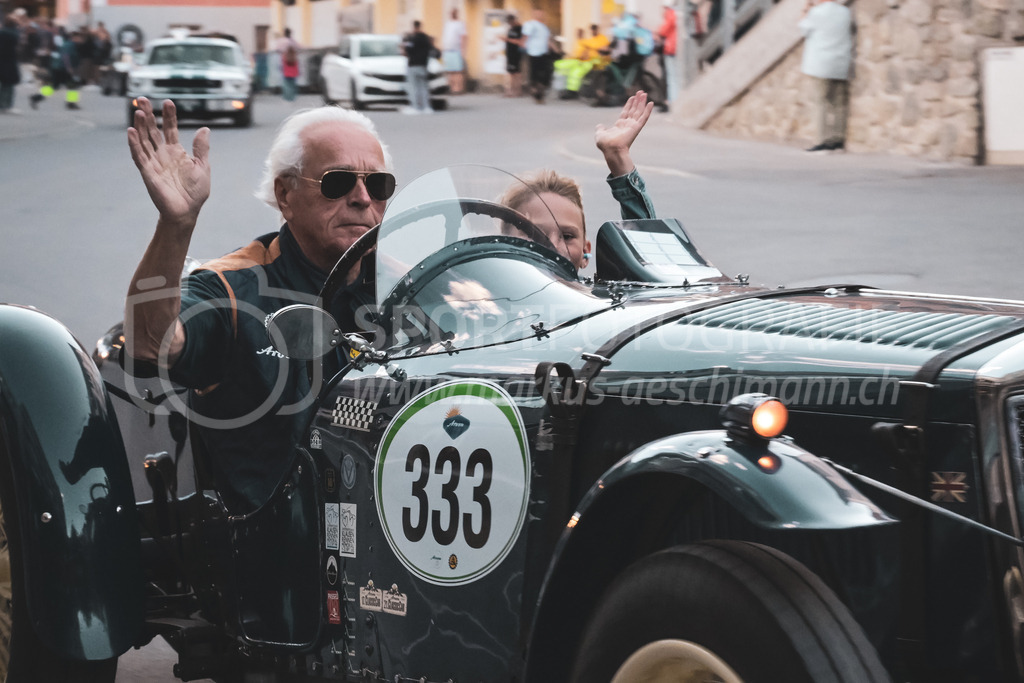 21. Arosa ClassicCar 2025 - 4. September 2025 | Gian-Pietro Rossetti aus Zürich (SUI) in einem Riley TT Sprite aus dem Jahre 1936 mit Startnummer 333 am Arosa ClassicCar 2025 in der Kategorie Sport Trophy..@arosaclassiccar, @arosa.official, #arosaclassiccar, #arosa, #76curves, #classiccar, Bild: Sportfotografie Markus Aeschimann | www.markus-aeschimann.ch - Realisiert mit Pictrs.com
