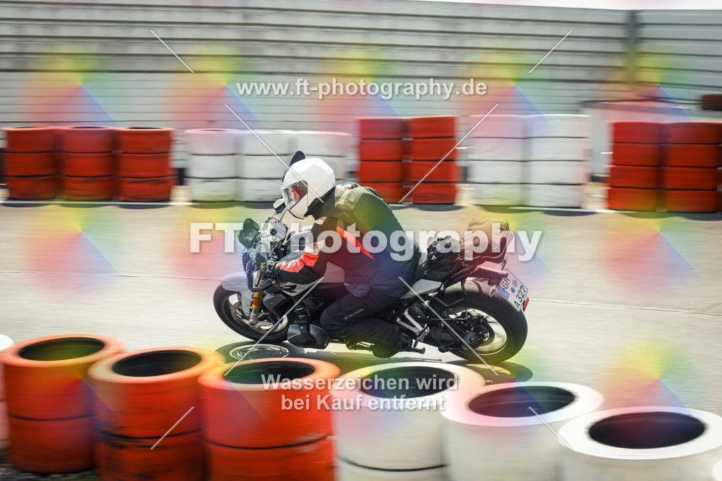 OBK_Mai_Justin_Uwe-11075 | Hier findet Ihr Bilder von Touristenfahrten auf der Nürburgring Nordschleife oder von anderen Veranstaltungen die ich besucht habe. Viel Spass beim Durch Schauen 
