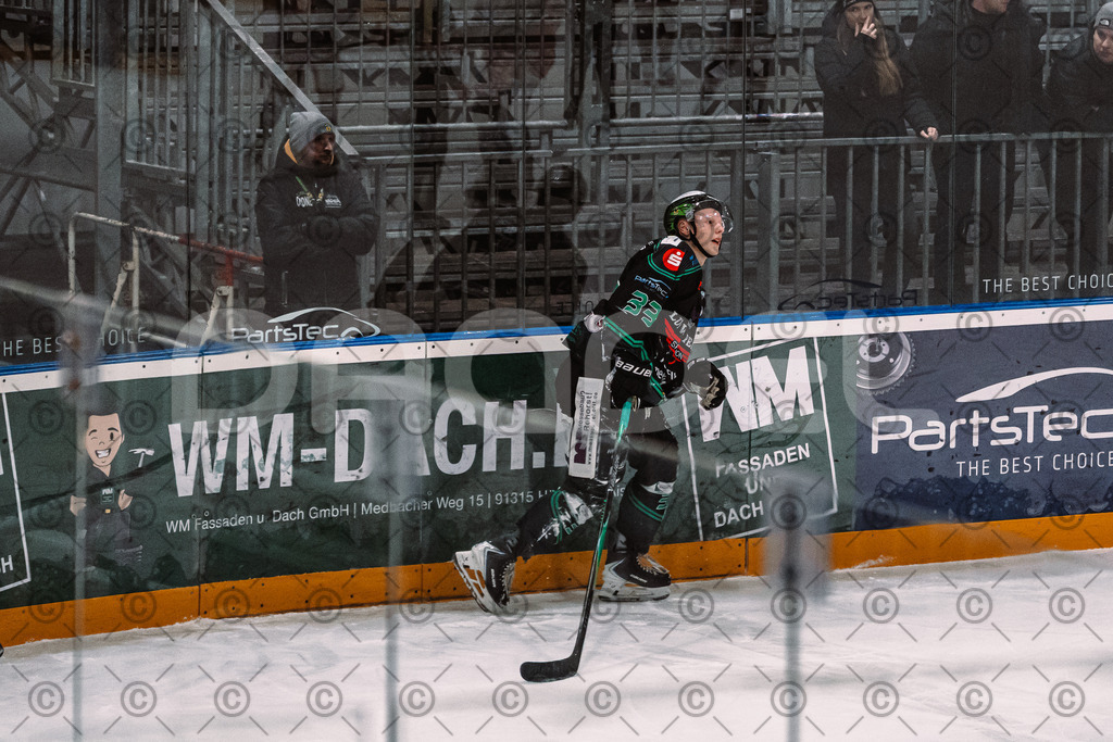 Alligators_vs_Peiting_04_01_2026-042 | Höchstadt Alligators Fotogalerie: Eishockey-Action aus Franken. Professionelle Spielfotos, Portraits & Stadionbilder zum Download. Jetzt entdecken! - Realisiert mit Pictrs.com