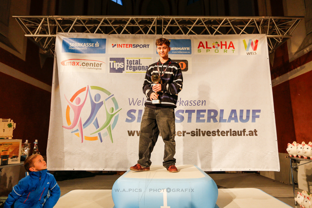 AW_20231231awmac-86 | WELS, 31.12.2023, Sparkasse Silvesterlauf Wels 2023 , Image shows: Photo: WAPICS / Andreas Willdoner