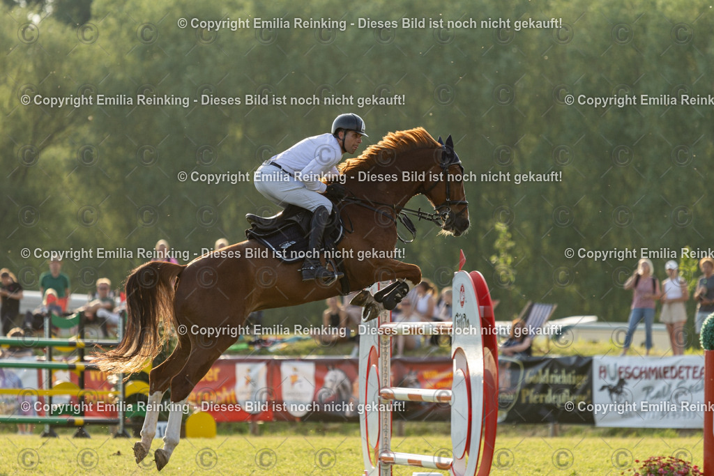 CL5A1287 | Emilia Reinking Fotografie - Realisiert mit Pictrs.com