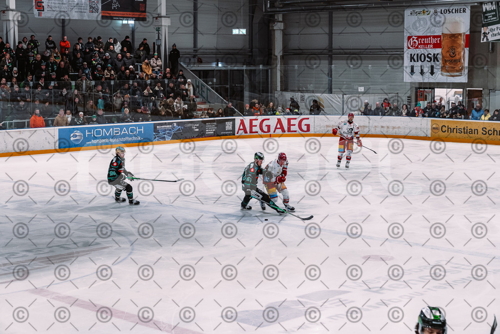 Alligators_vs_Deggendorf_30_11_2025-042 | Höchstadt Alligators Fotogalerie: Eishockey-Action aus Franken. Professionelle Spielfotos, Portraits & Stadionbilder zum Download. Jetzt entdecken! - Realized with Pictrs.com