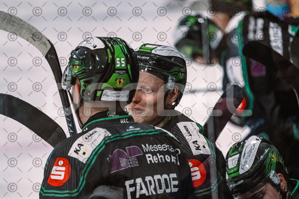 Alligators_vs_Deggendorf_23_01_2026-65 | Höchstadt Alligators Fotogalerie: Eishockey-Action aus Franken. Professionelle Spielfotos, Portraits & Stadionbilder zum Download. Jetzt entdecken! - Realisiert mit Pictrs.com