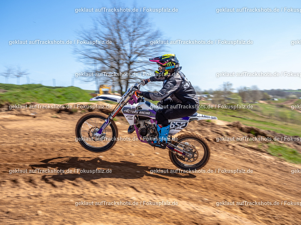 Schweyen040525-133 | Trackshots.de / Fokuspfalz.de - Realisiert mit Pictrs.com