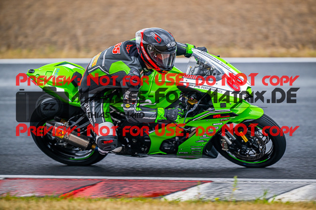 MaZZes_FotoMatrix_220625_7548 | PROSUPERSTOCK