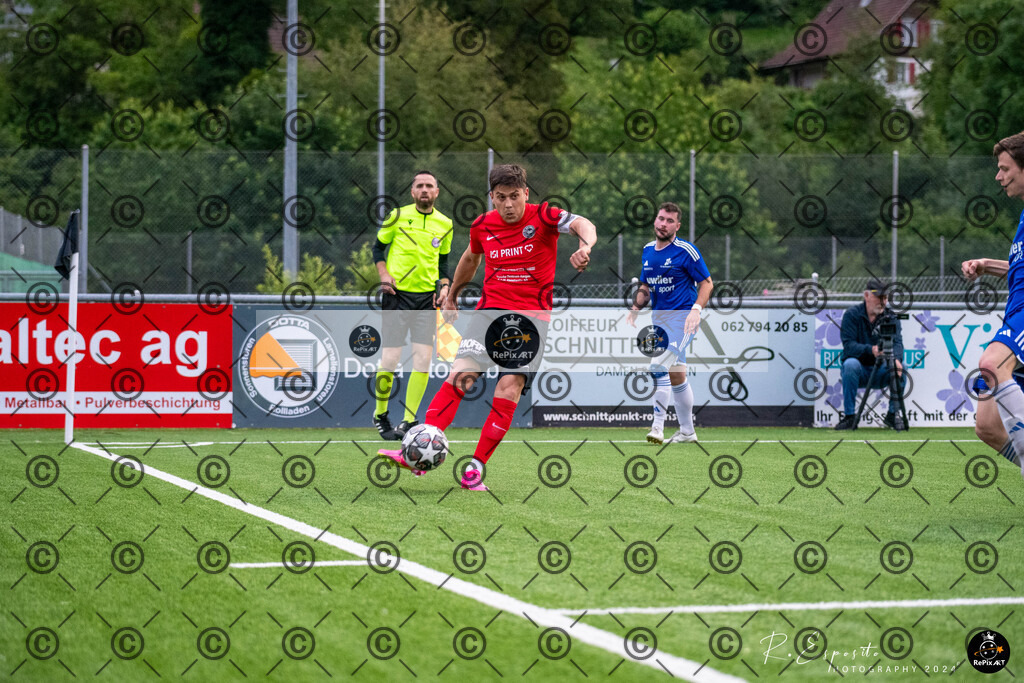 20240611_FC-Rothrist 1-Final_261 | Sport und Naturfotografie von Roberto Esposito zeigt echte Momente Bewegung und die Schönheit der Natur. Ausdrucksstarke Bilder schaffen Emotionen.