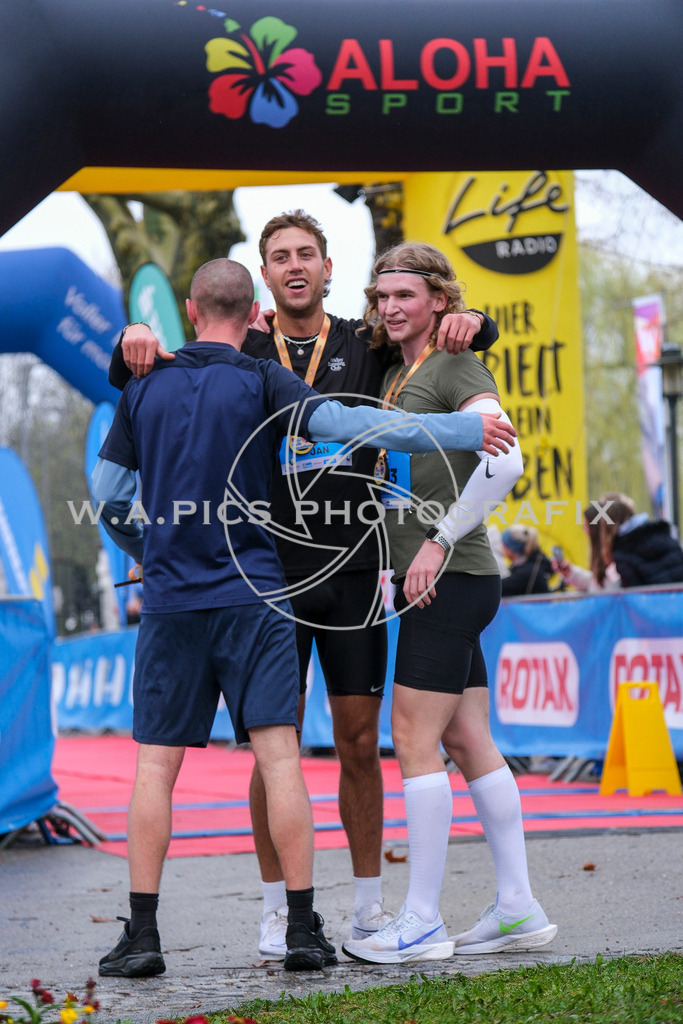 ..... | AUSTRIA, Wels, 30.03.25, ALOHA Wels Halbmarathon, Image Shows: , Foto: Wapics/RING M.