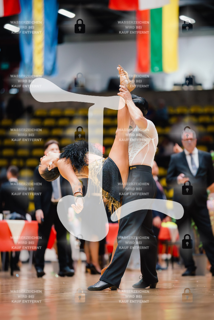 Hessen Tanzt WDSF Open Senior I Latin 8th (204) Anselmo Jr Estillore _ Eleanor Hayco (Philippines)-2025-05-17-2050 | Webshop for digital downloads and prints of dance sport, event & show photographer Julian Link - Realisiert mit Pictrs.com