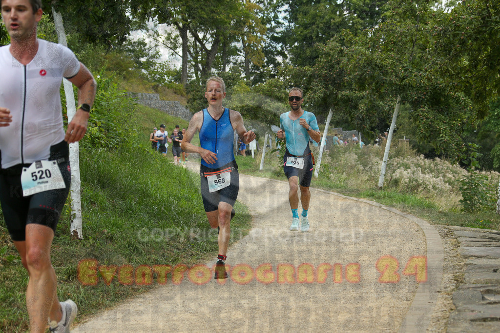 250824_1350_EX1_3922 | Sportfotografie im Rhein-Sieg Kreis, Köln, Bonn, NRW, Rheinland Pfalz, Hessen, etc. Unser Tätigkeitsfeld umfasst den Laufsport vom Volkslauf über den Marathon, Duathlon, Triathon bis zum Ultralauf wie Kölnpfad Ultra oder Schindertrail.