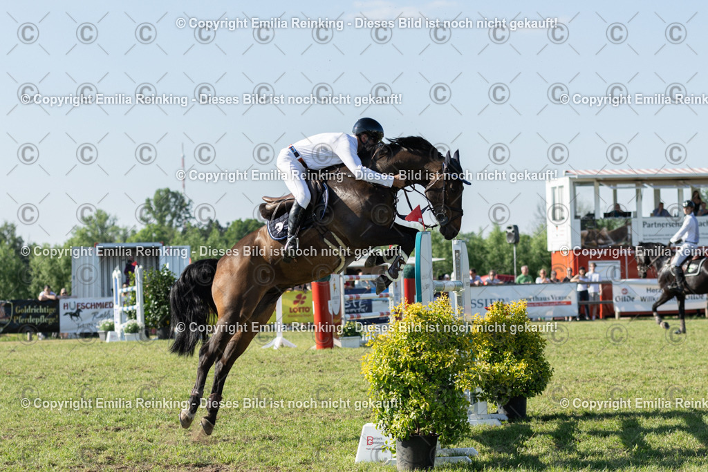 CL5A5991 | Emilia Reinking Fotografie - Realisiert mit Pictrs.com