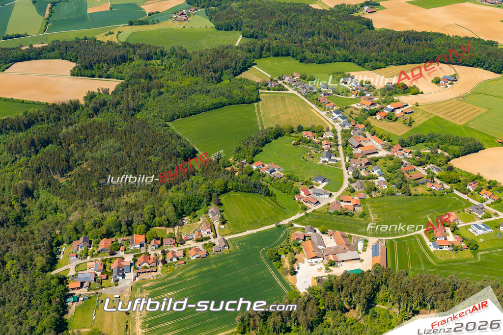 Hösacker-Weng-2024-11 | Die Luftbild Suche. Hier finden Sie Luftaufnahmen, Drohnen und Schrägluftbilder von Städten und Orte. Aktuelle + Archiv Luftbilder auch mit Lizenz.