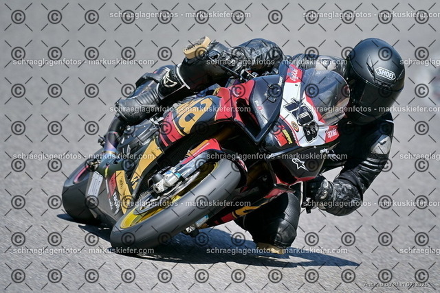 25bt04-0589 | markuskiefer.com - Realisiert mit Pictrs.com