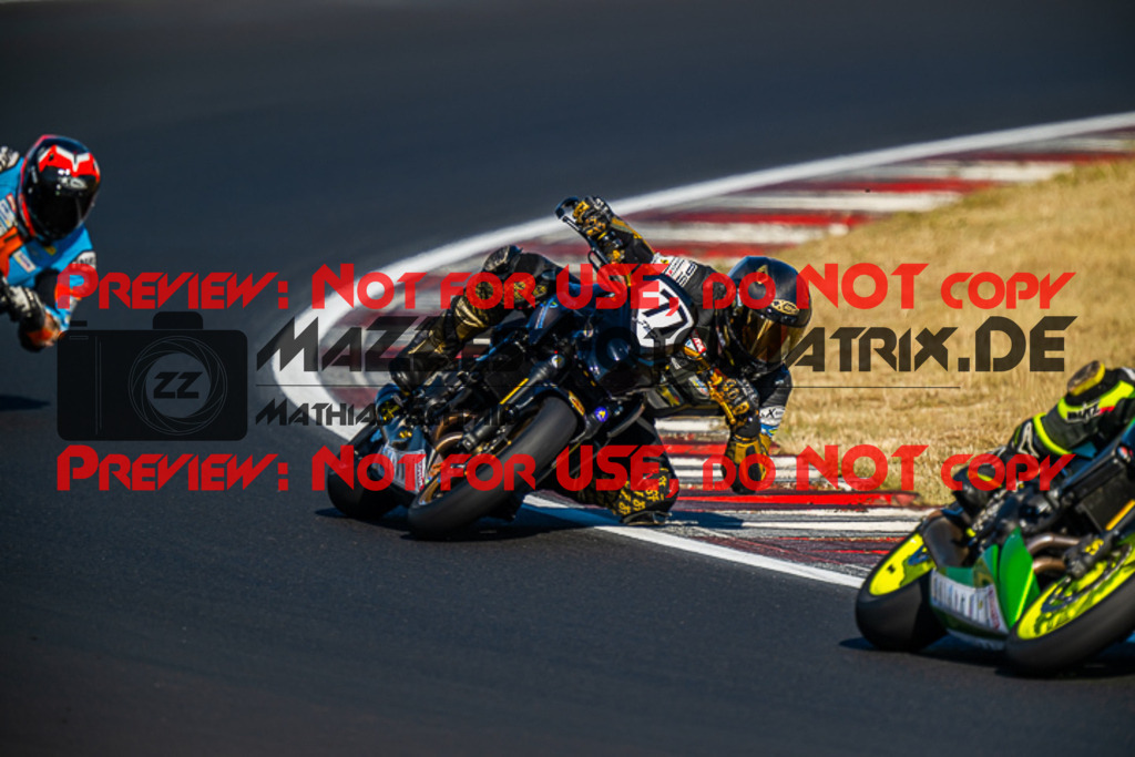 MaZZes_FotoMatrix_220624_8809 | TWINCUP